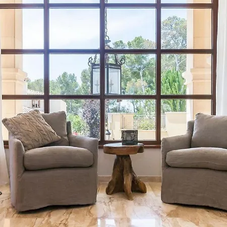 With Private Pool Apartment *